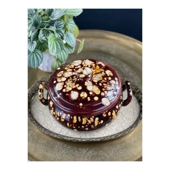 Vintage 70s Handcrafted Bean Pot With Lid Brown Tan Retro Decor Serveware - Picture 6 of 7